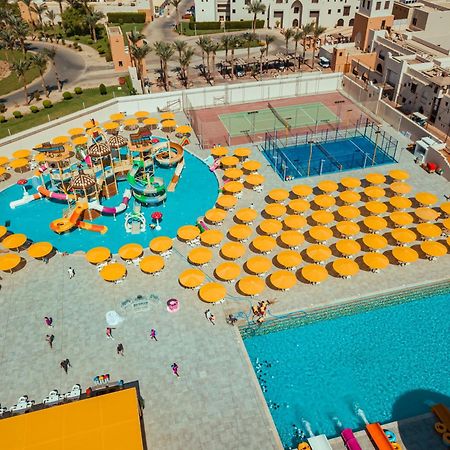 Pickalbatros Sands Port Ghalib Exterior photo Aerial view of the resort