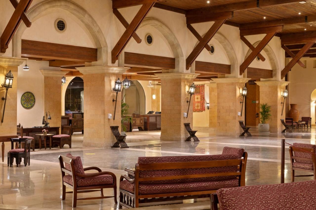 Pickalbatros Sands Port Ghalib Exterior photo The interior of the hotel