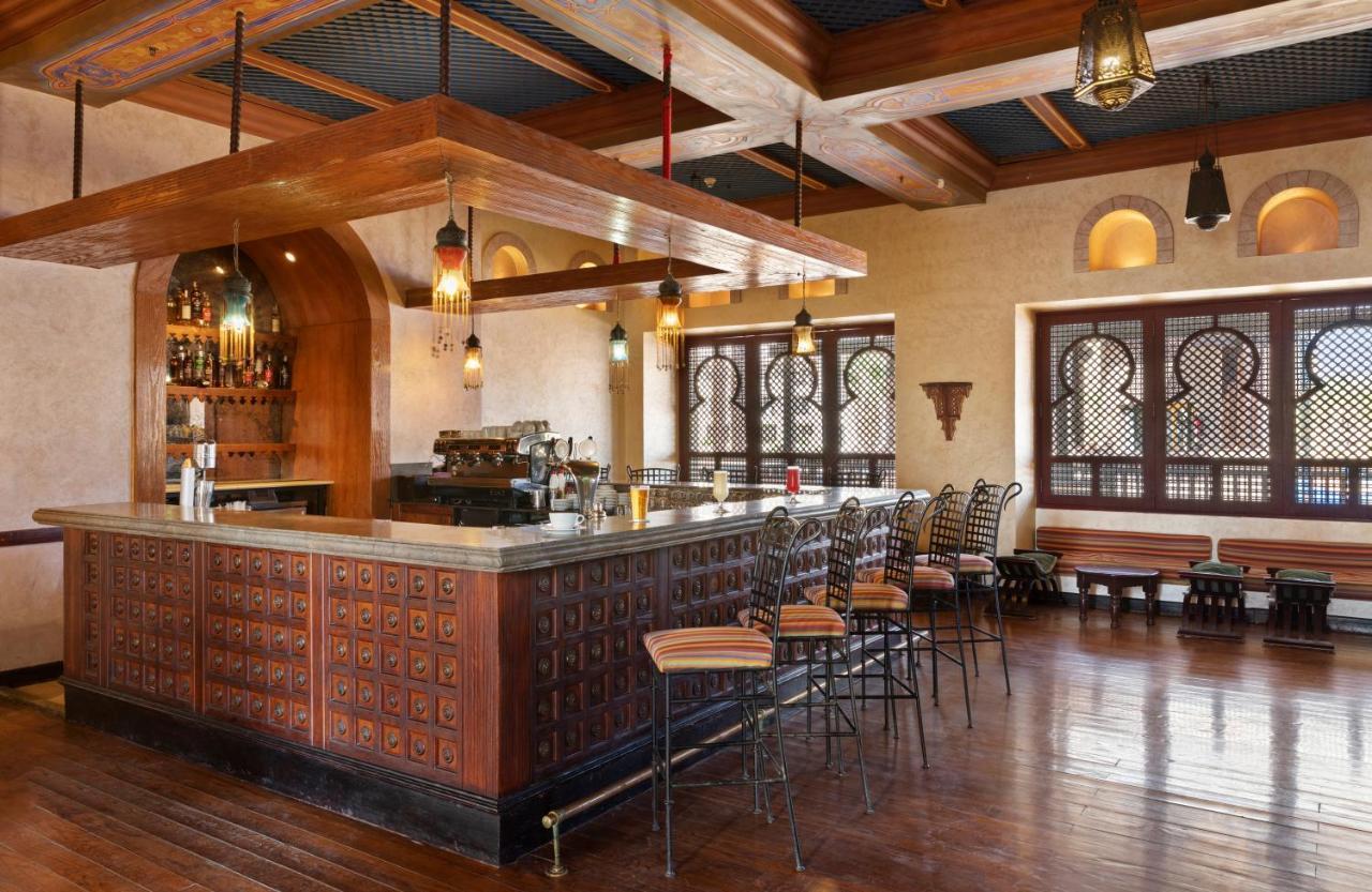 Pickalbatros Sands Port Ghalib Exterior photo The Coffee Shop