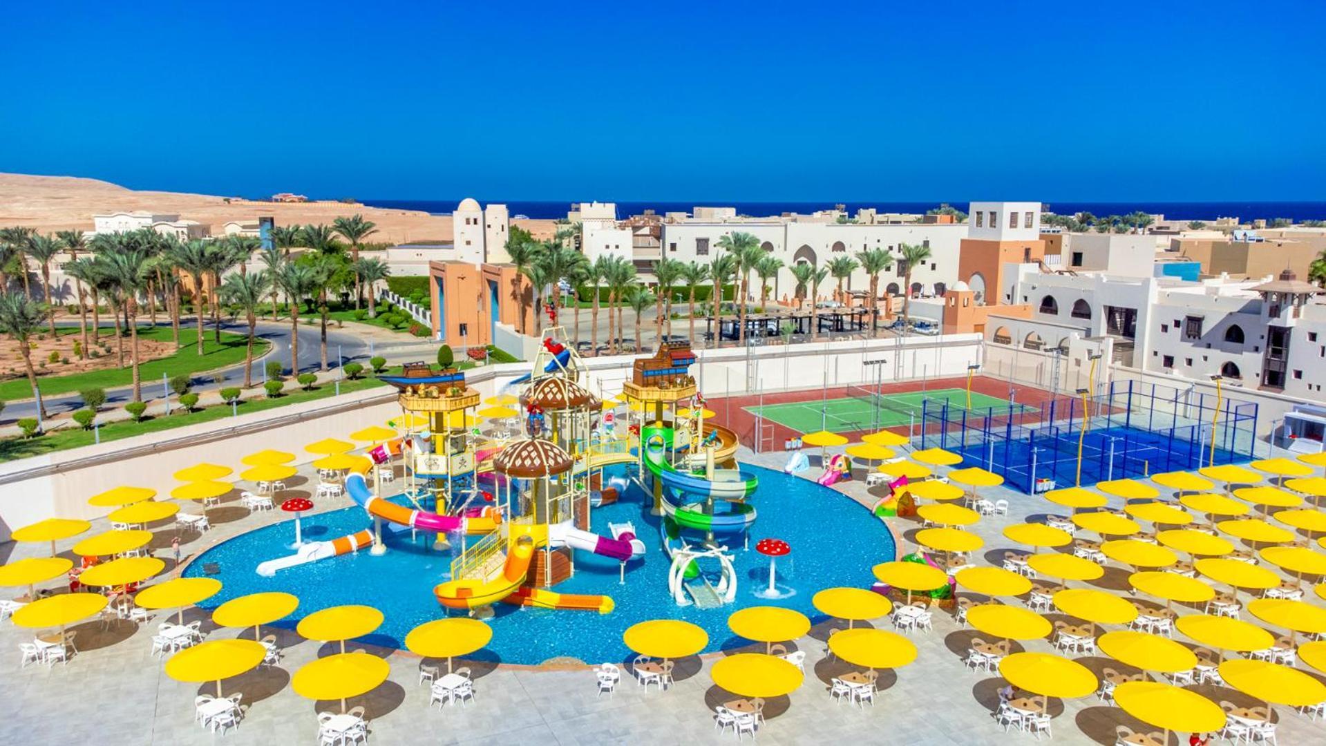 Pickalbatros Sands Port Ghalib Exterior photo Aqua Park at the resort