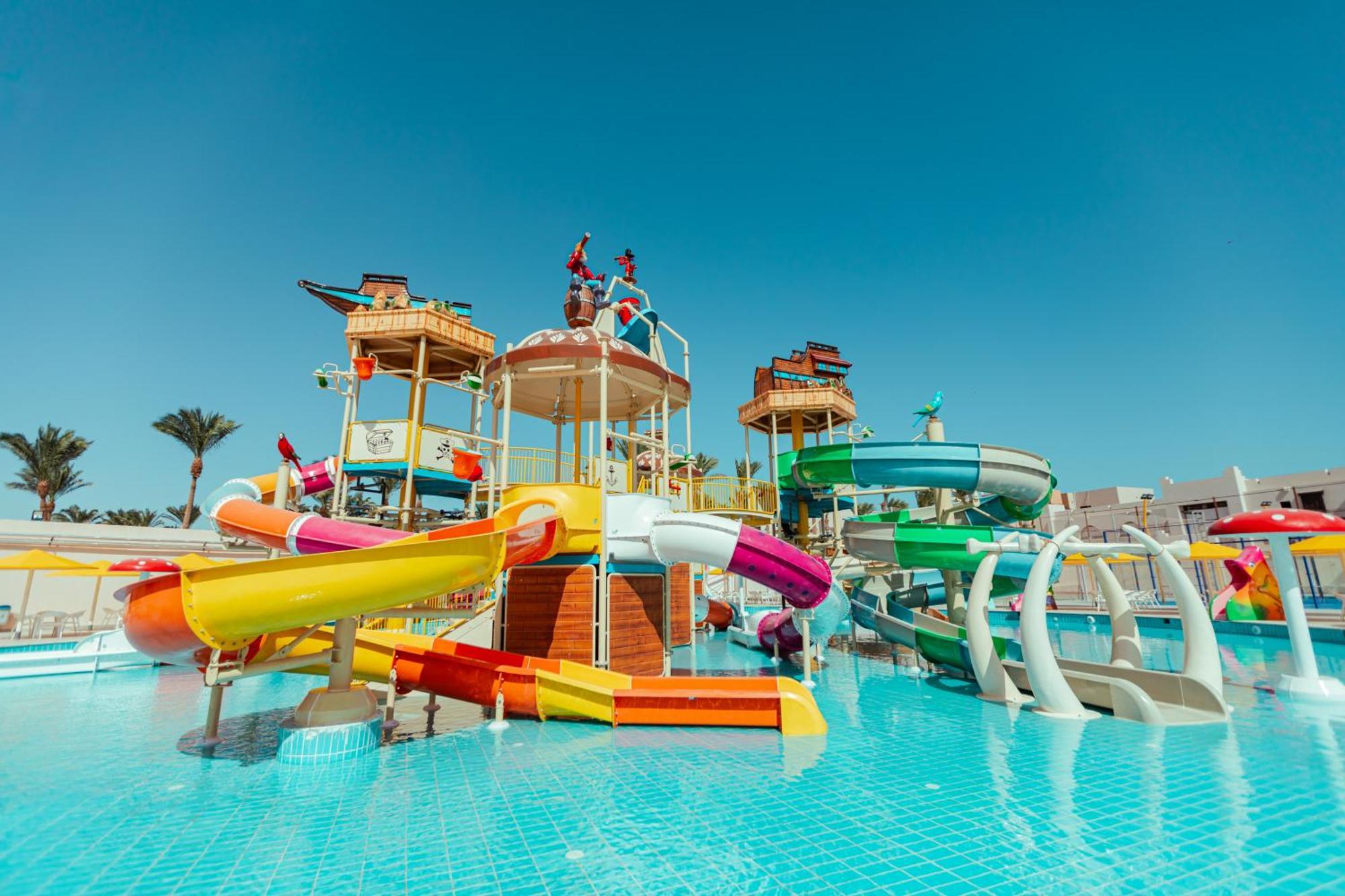Pickalbatros Sands Port Ghalib Exterior photo Aqua Park