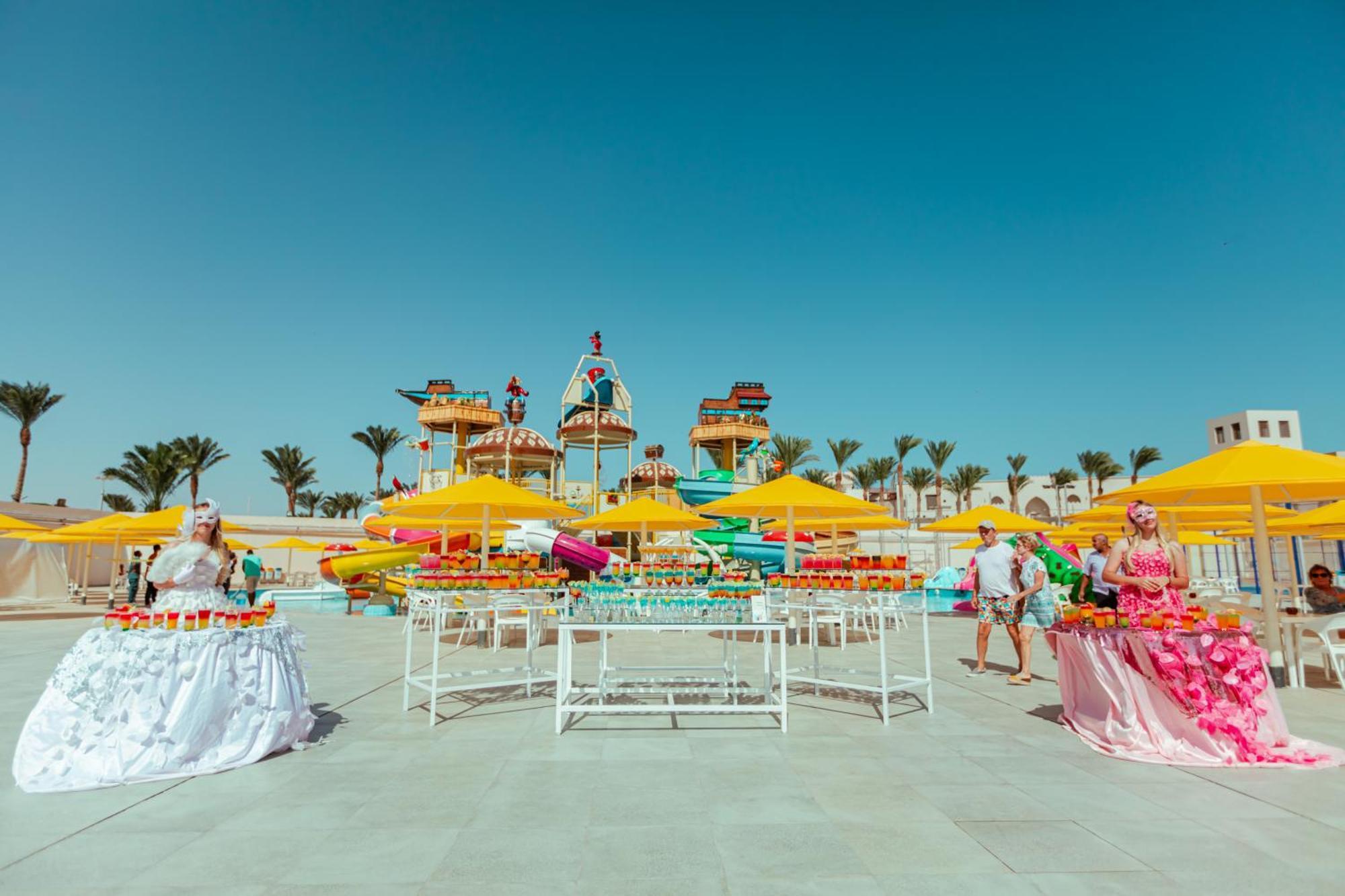 Pickalbatros Sands Port Ghalib Exterior photo Aqua Park