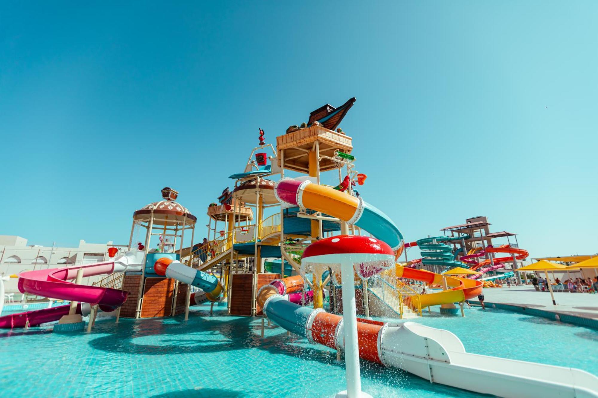 Pickalbatros Sands Port Ghalib Exterior photo AquaPark